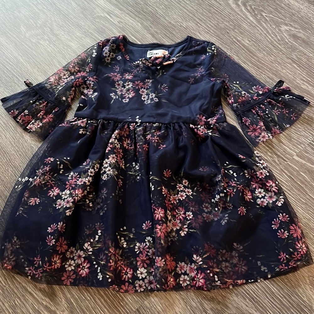 3T navy floral bell sleeve mesh dress
